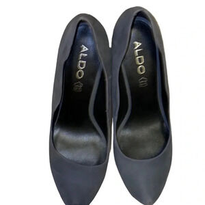Aldo grey heels size  9 new